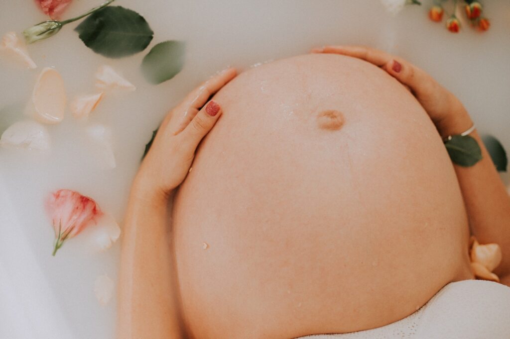 pregnancy photo approx 40 weeks